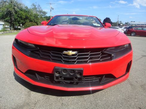 Used 2019 Chevrolet Camaro LT RWD image 2
