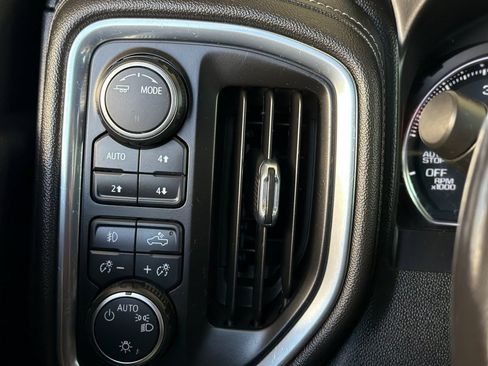 Used 2021 Chevrolet Silverado 1500 RST AWD/4WD image 29