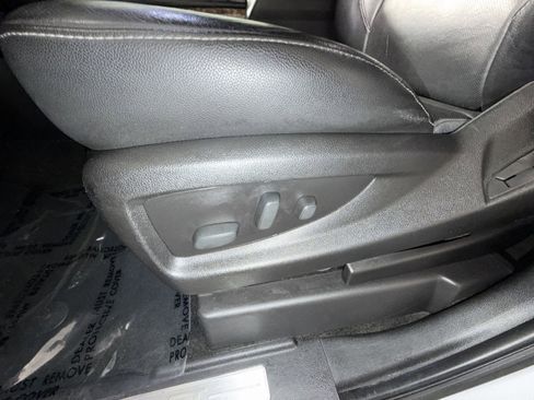 Used 2018 Chevrolet Suburban Premier image 14