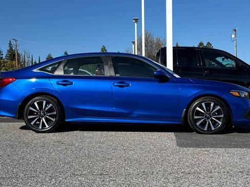 Certified 2023 Honda Civic EX image 7