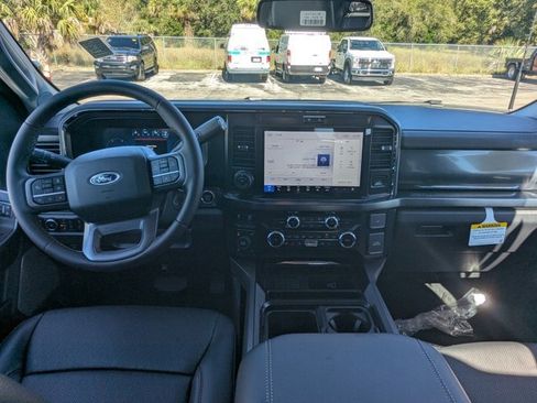 New 2026 Ford F350 Lariat w/ Black Appearance Package image 15