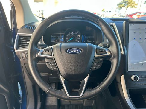 Used 2022 Ford Edge SEL image 10
