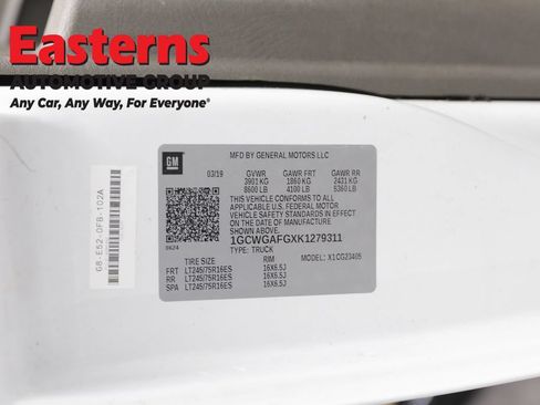 Used 2019 Chevrolet Express 2500 w/ Safety Package RWD image 33