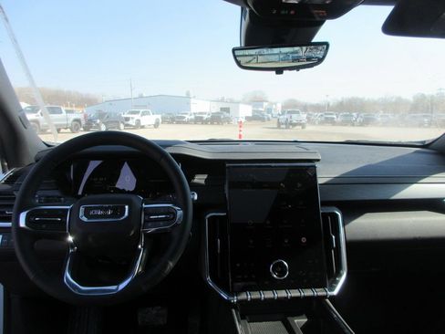 New 2026 GMC Acadia Elevation w/ Black Edition FWD image 17