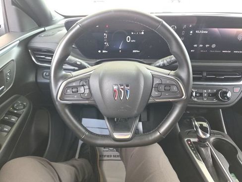 Used 2024 Buick Envista Sport Touring w/ Convenience I Package FWD image 43