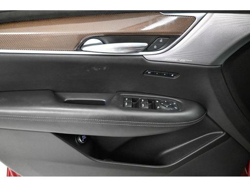 Certified 2023 Cadillac XT6 Sport w/ Platinum Package image 8