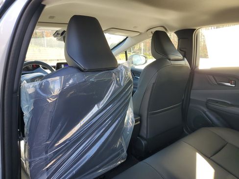 New 2026 Toyota Prius XLE image 9