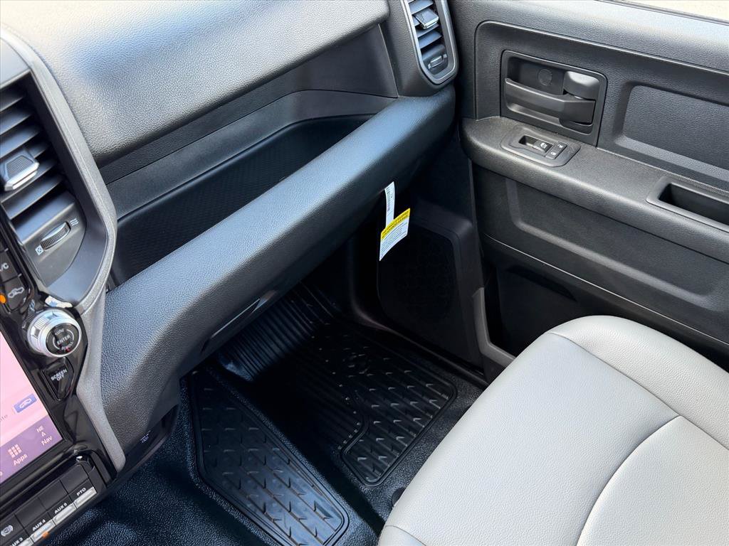 New 2026 RAM 3500 Tradesman AWD/4WD image 43