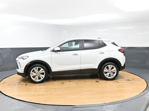 Used 2024 Buick Encore GX Preferred FWD image 6