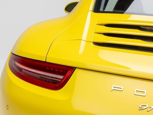 Used 2012 Porsche 911 Carrera S RWD image 27