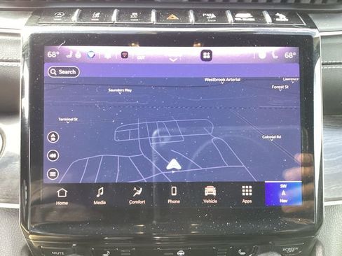 Certified 2024 Jeep Grand Cherokee Limited w/ Black Appearance Package image 21