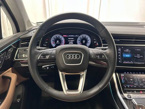 Used 2023 Audi Q7 3.0T Prestige AWD/4WD image 12