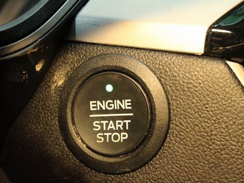 Used 2021 Ford Escape SEL w/ Class II Trailer Tow Package image 25