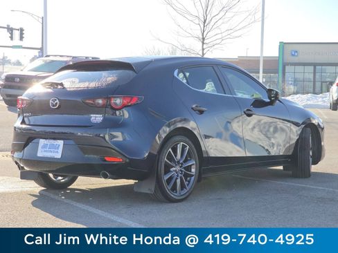 Used 2023 MAZDA MAZDA3 s image 18