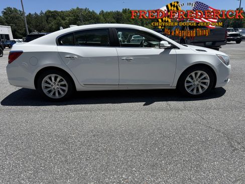 Used 2015 Buick LaCrosse Leather FWD image 9