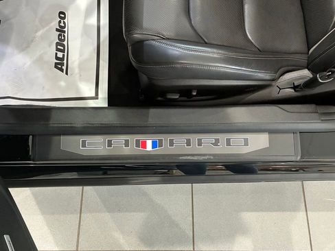Used 2018 Chevrolet Camaro SS image 21