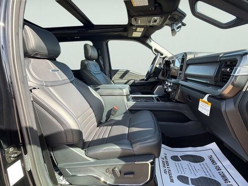 New 2026 Ford F250 Platinum AWD/4WD image 11