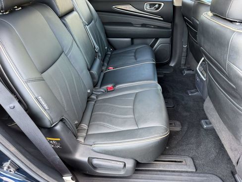 Used 2019 INFINITI QX60 Luxe w/ Essential Package AWD/4WD image 32