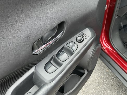 Used 2023 Nissan Kicks SV FWD image 19
