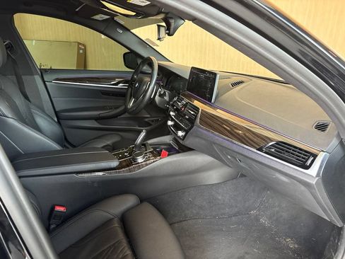 Used 2023 BMW 530e xDrive AWD/4WD image 23
