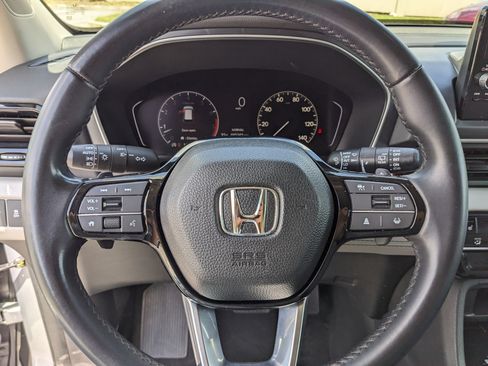 Used 2023 Honda Pilot EX-L image 39