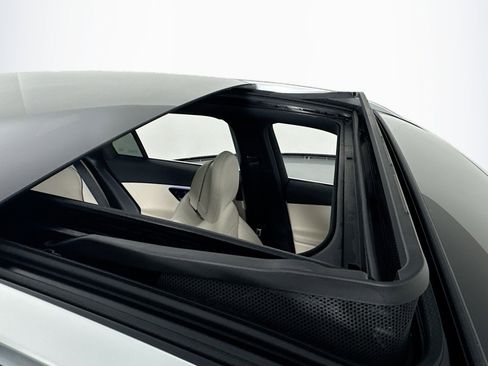 New 2026 Mercedes-Benz GLC 300 image 21