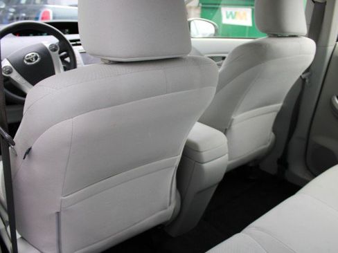 Used 2012 Toyota Prius Three FWD image 17