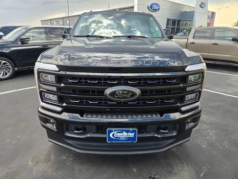 Used 2024 Ford F250 Lariat w/ Black Appearance Package AWD/4WD image 2