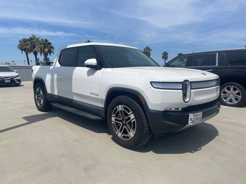 Used 2024 Rivian R1T Adventure AWD/4WD image 1