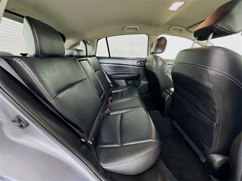 Used 2014 Subaru Crosstrek 2.0i Limited w/ Popular Package #2 image 6