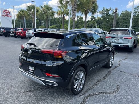 Used 2023 Buick Encore GX Essence w/ Experience Buick Package FWD image 10