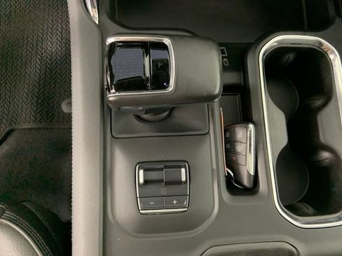 Used 2022 GMC Sierra 1500 Denali w/ Denali Reserve Package AWD/4WD image 27
