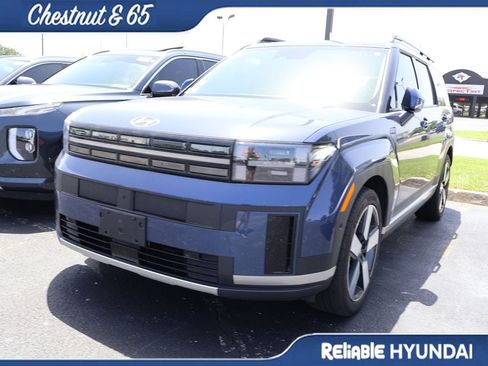 Used 2025 Hyundai Santa Fe Limited AWD/4WD image 10