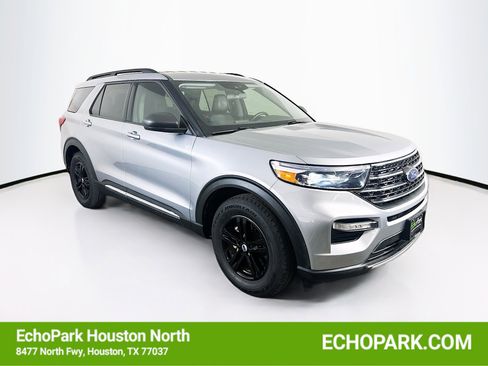 Used 2022 Ford Explorer XLT w/ Equipment Group 202A image 1