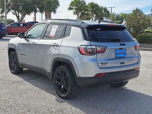 Used 2023 Jeep Compass Altitude image 4