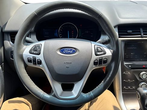 Used 2014 Ford Edge SEL w/ Equipment Group 205A AWD/4WD image 16