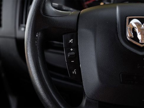 Used 2019 RAM ProMaster 2500 image 12