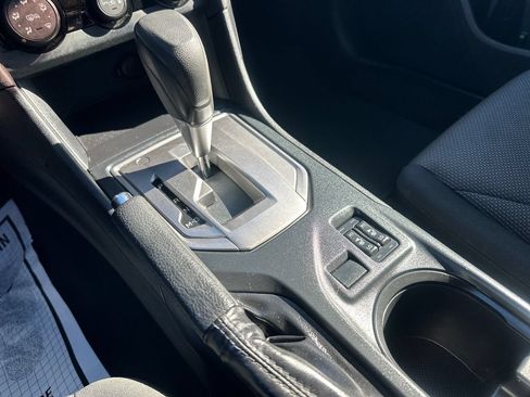 Used 2018 Subaru Impreza 2.0i Premium AWD/4WD image 33