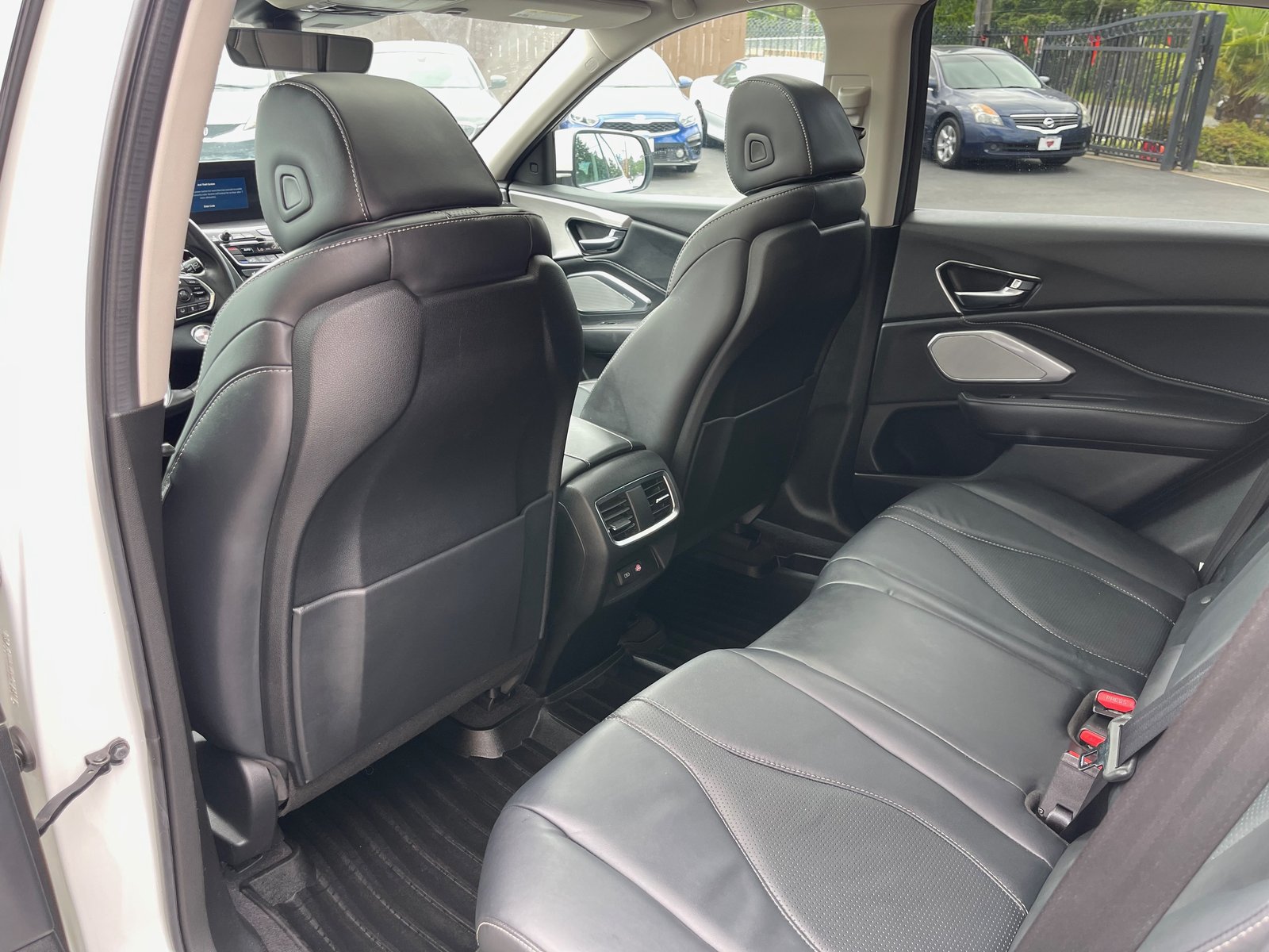 Used 2019 Acura RDX w/ Technology Package AWD/4WD image 16