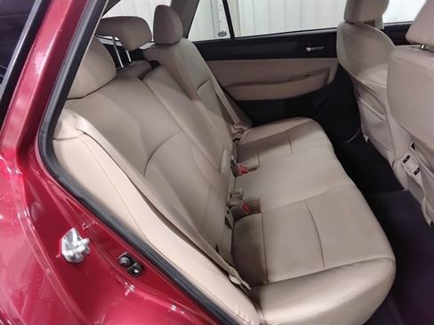 Used 2018 Subaru Outback 2.5i Limited image 14