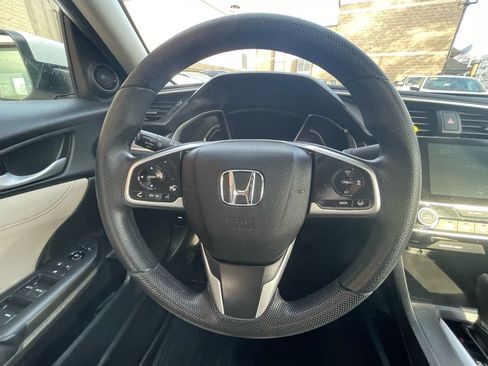 Used 2018 Honda Civic EX image 13