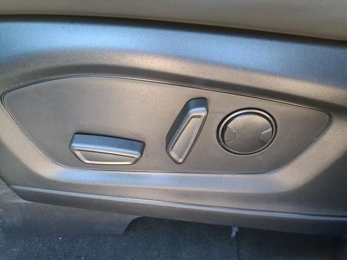 New 2026 Ford Explorer Active AWD/4WD image 18