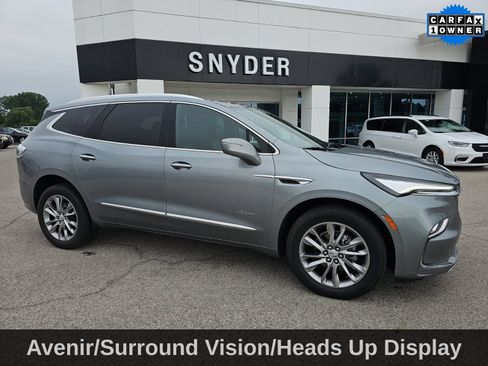 Used 2023 Buick Enclave Avenir w/ LPO, Floor Liner Package FWD image 8