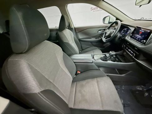 Used 2023 Nissan Rogue SV image 26