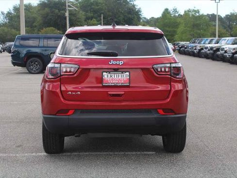 Certified 2025 Jeep Compass Sport AWD/4WD image 4