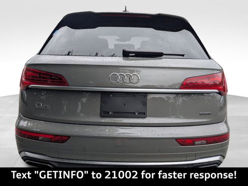 Certified 2024 Audi Q5 2.0T Premium Plus image 3