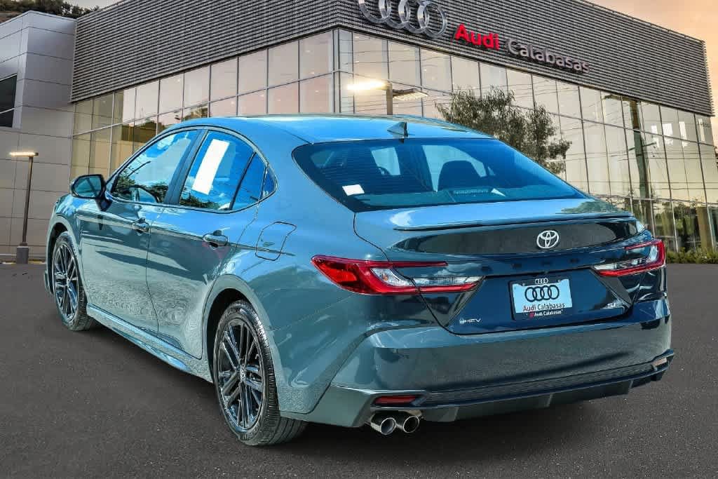 Used 2026 Toyota Camry SE FWD image 4