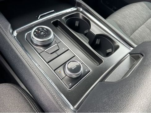 Certified 2022 Ford Expedition XLT image 29