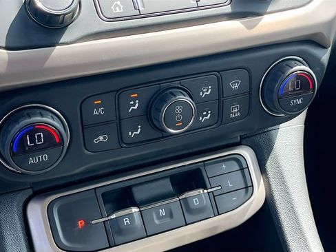 Used 2020 GMC Acadia Denali FWD image 16