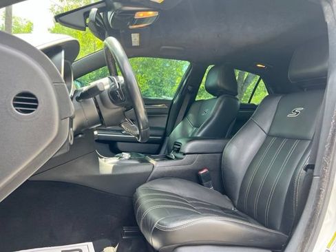 Used 2021 Chrysler 300 S RWD image 13